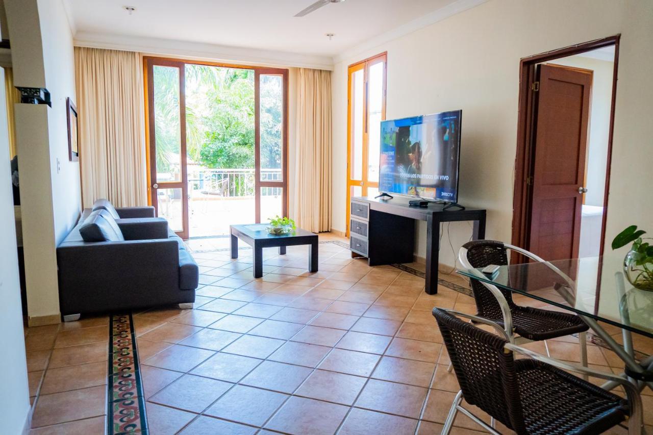Hotel Penon Suites Жирардо Екстер'єр фото