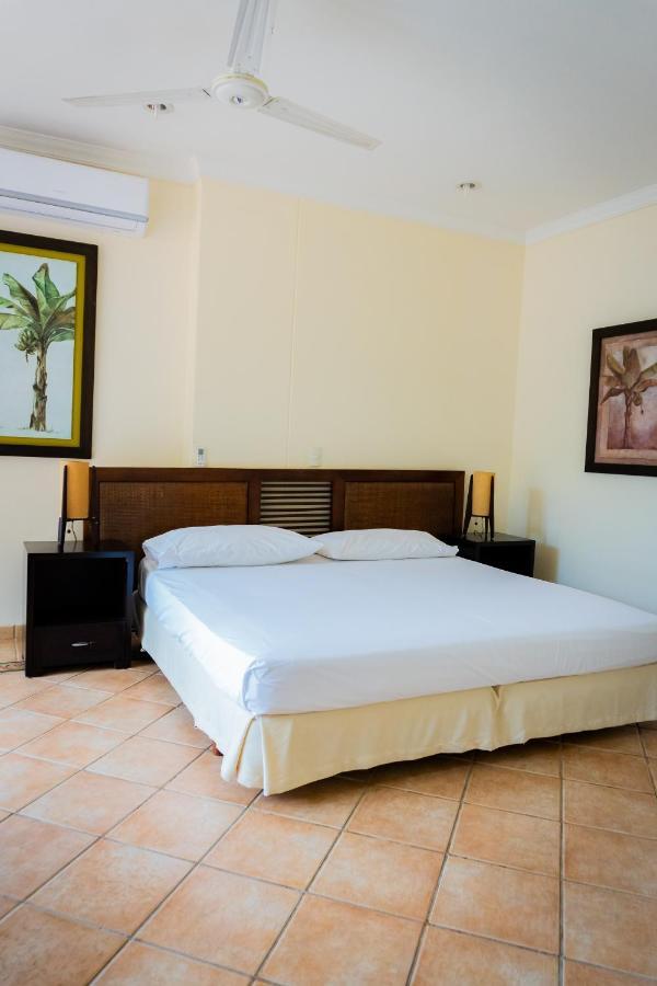Hotel Penon Suites Жирардо Екстер'єр фото