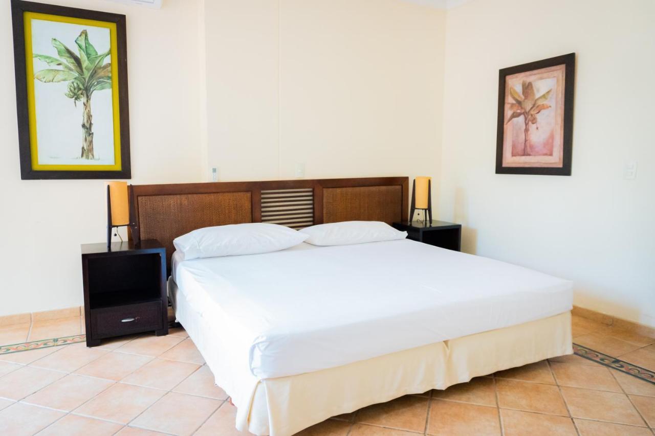 Hotel Penon Suites Жирардо Екстер'єр фото