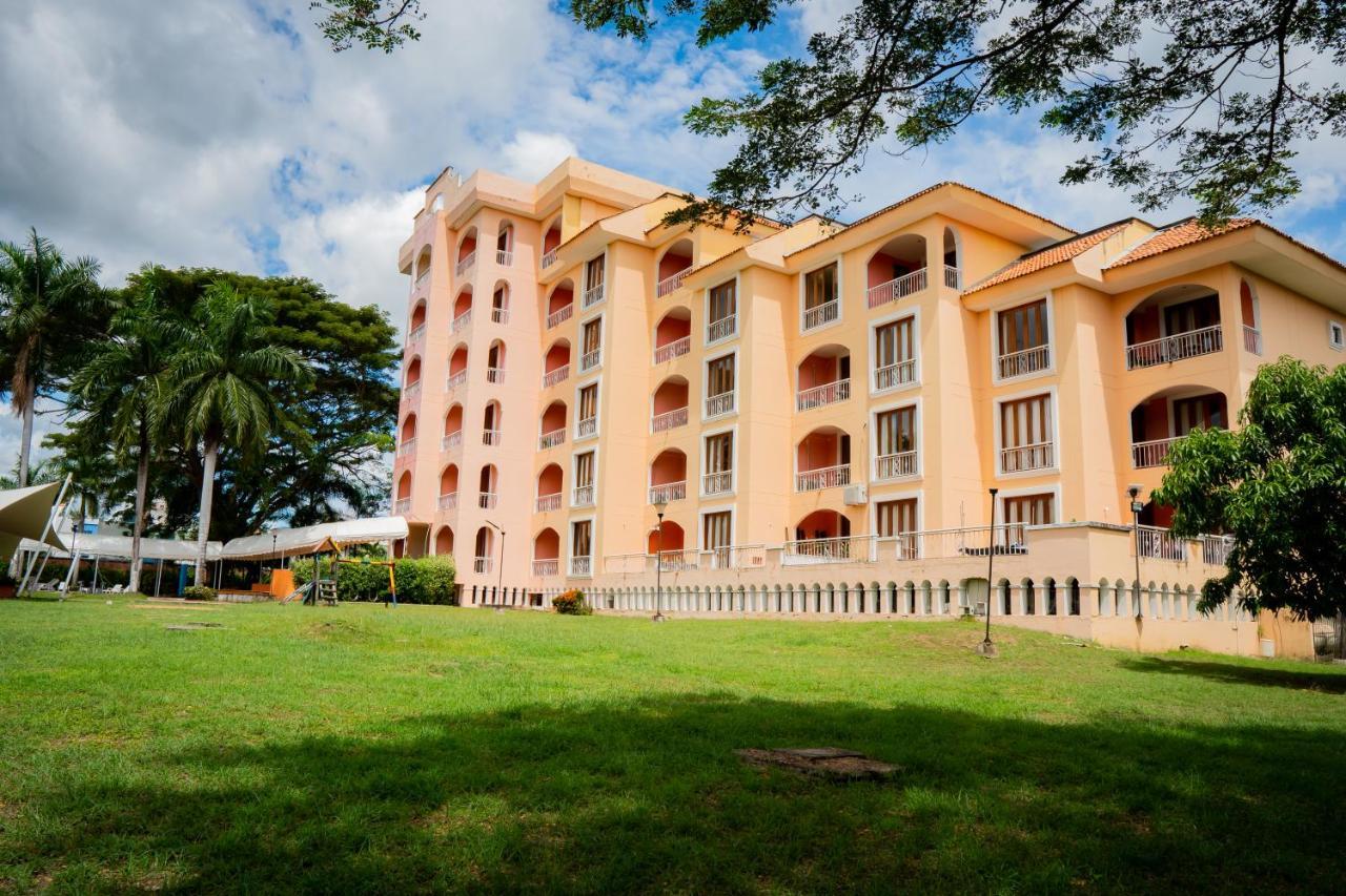 Hotel Penon Suites Жирардо Екстер'єр фото