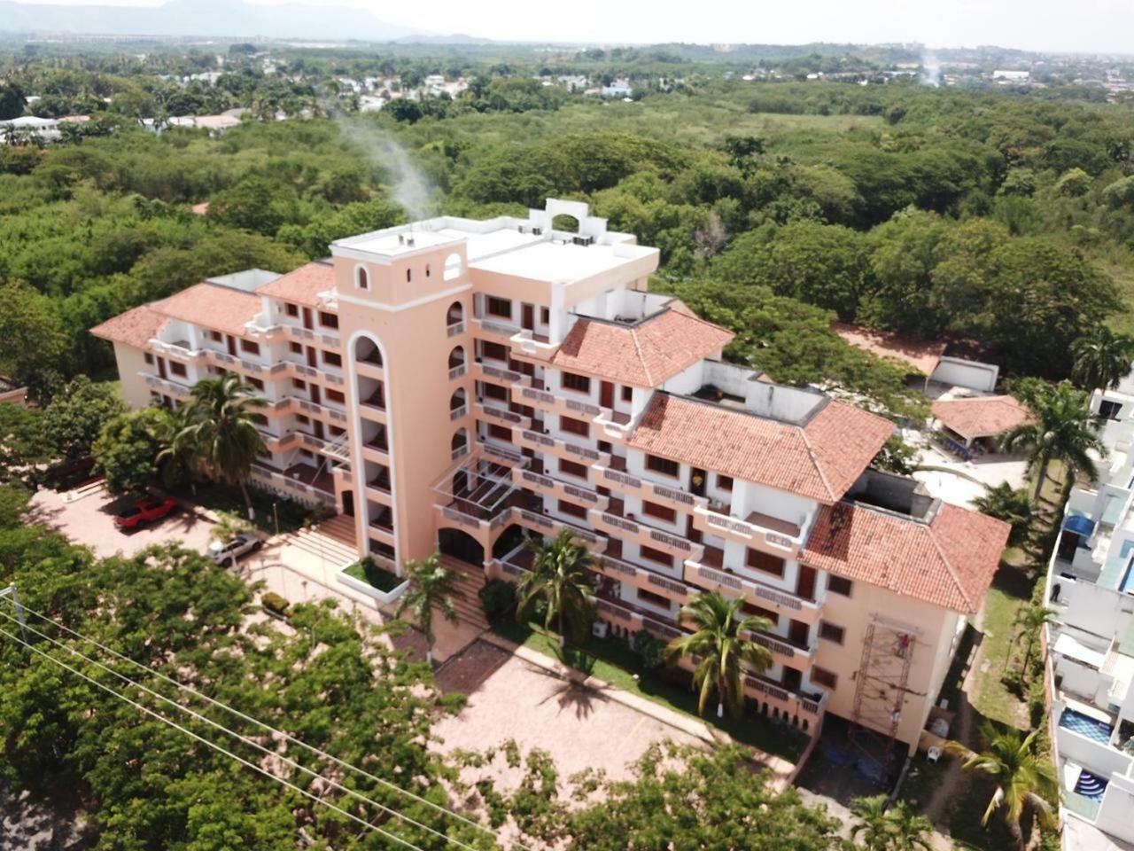 Hotel Penon Suites Жирардо Екстер'єр фото
