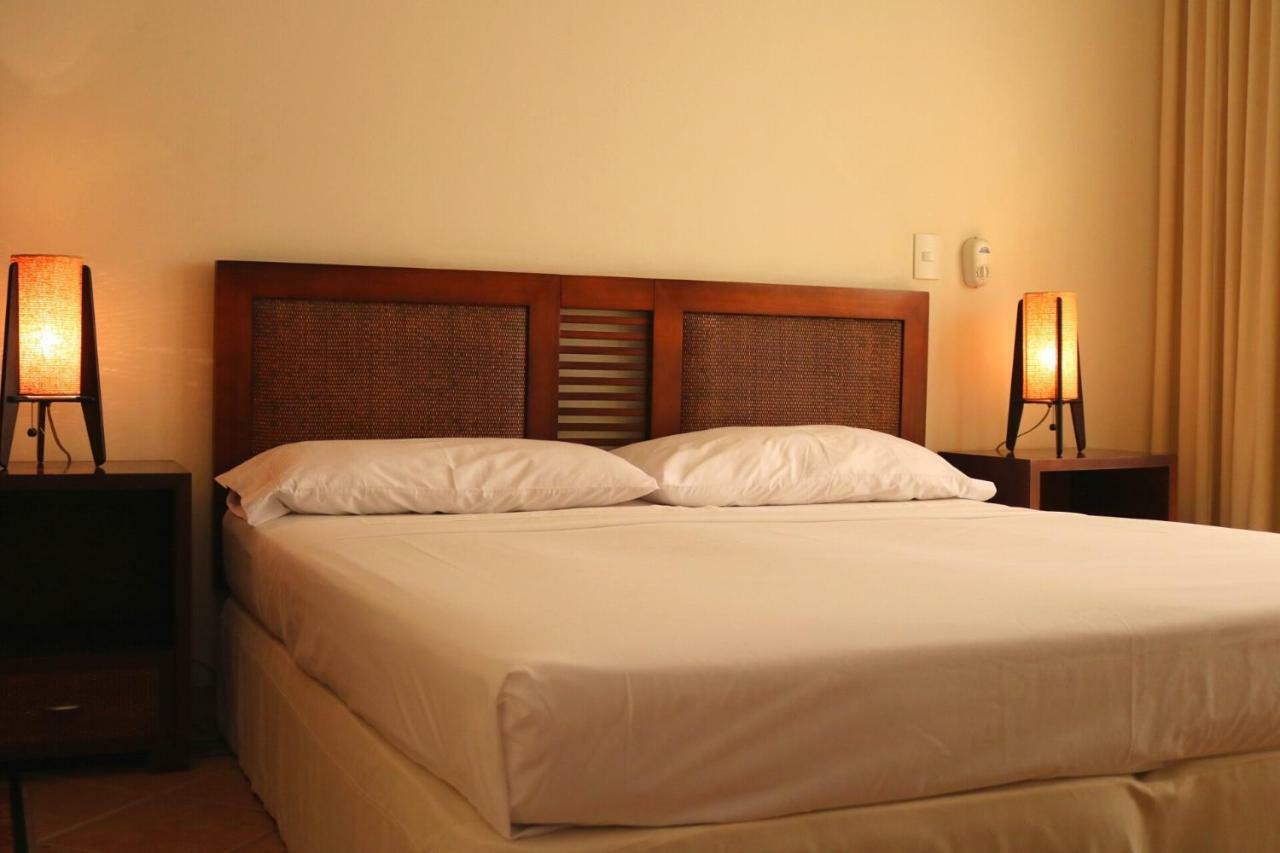 Hotel Penon Suites Жирардо Екстер'єр фото