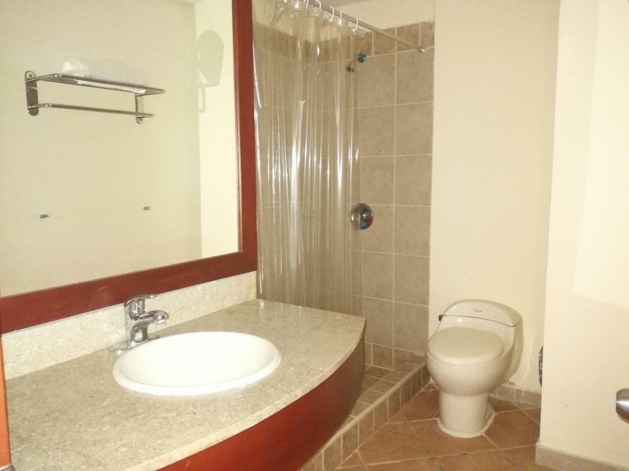 Hotel Penon Suites Жирардо Екстер'єр фото