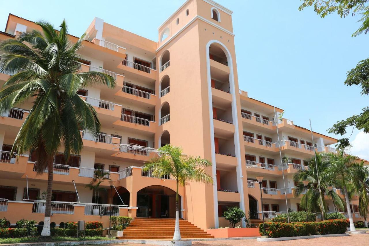 Hotel Penon Suites Жирардо Екстер'єр фото